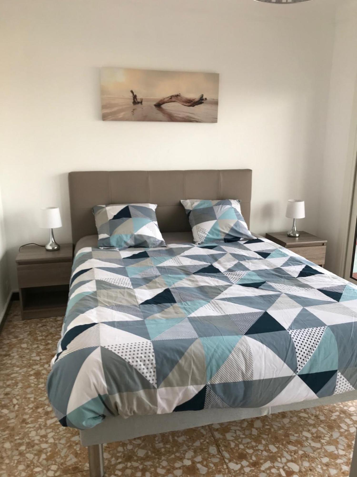 Apartment T2 Au Calme, A 100 M, Parking Prive, Wifi, Clim Canet-en-Roussillon